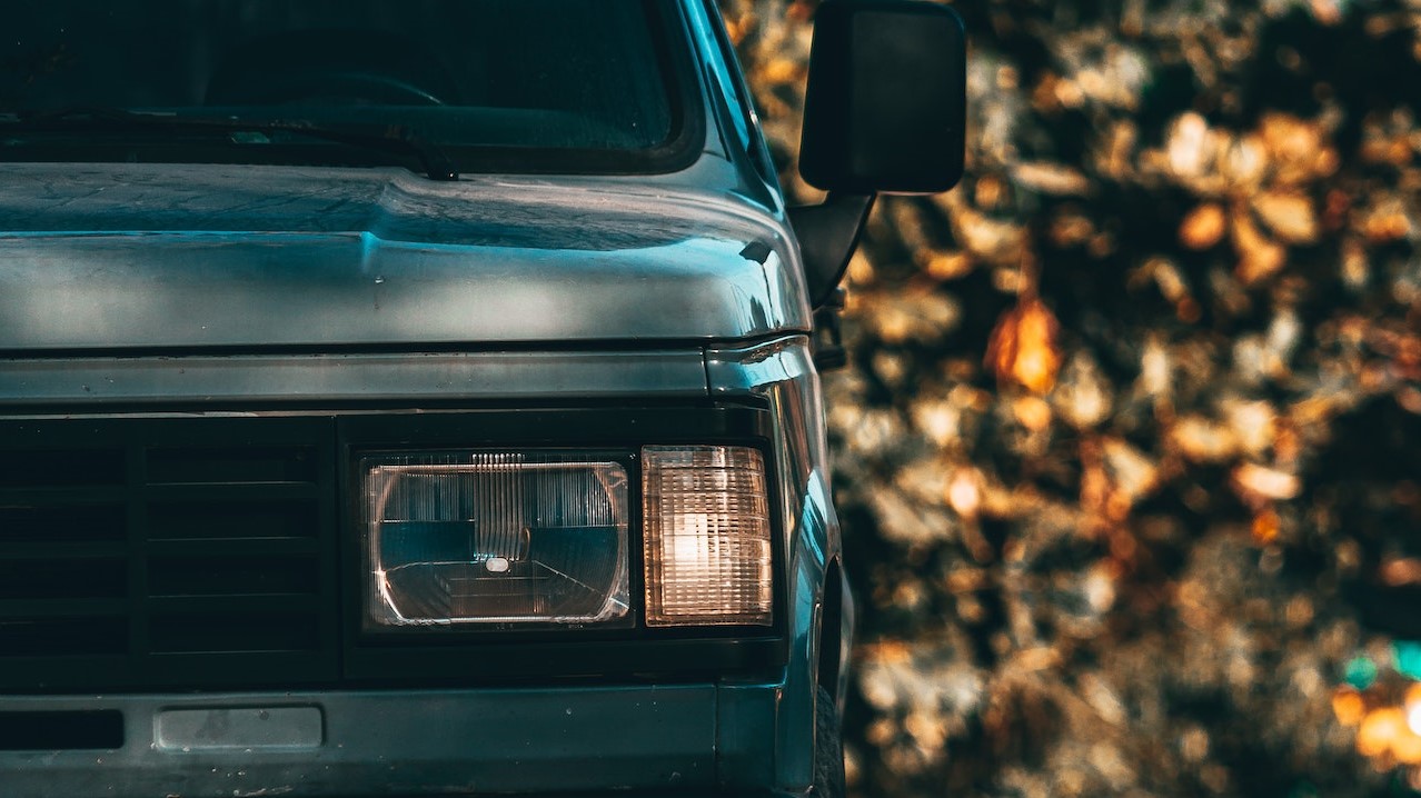 Front of car parked on gravel road | Goodwill Car Donations