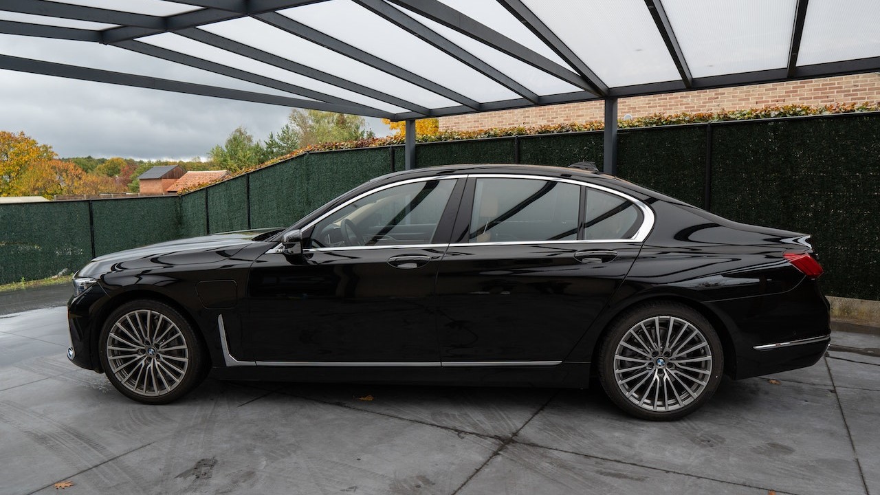 Side View of Car Parked Inside a Garage | Goodwill Car Donations