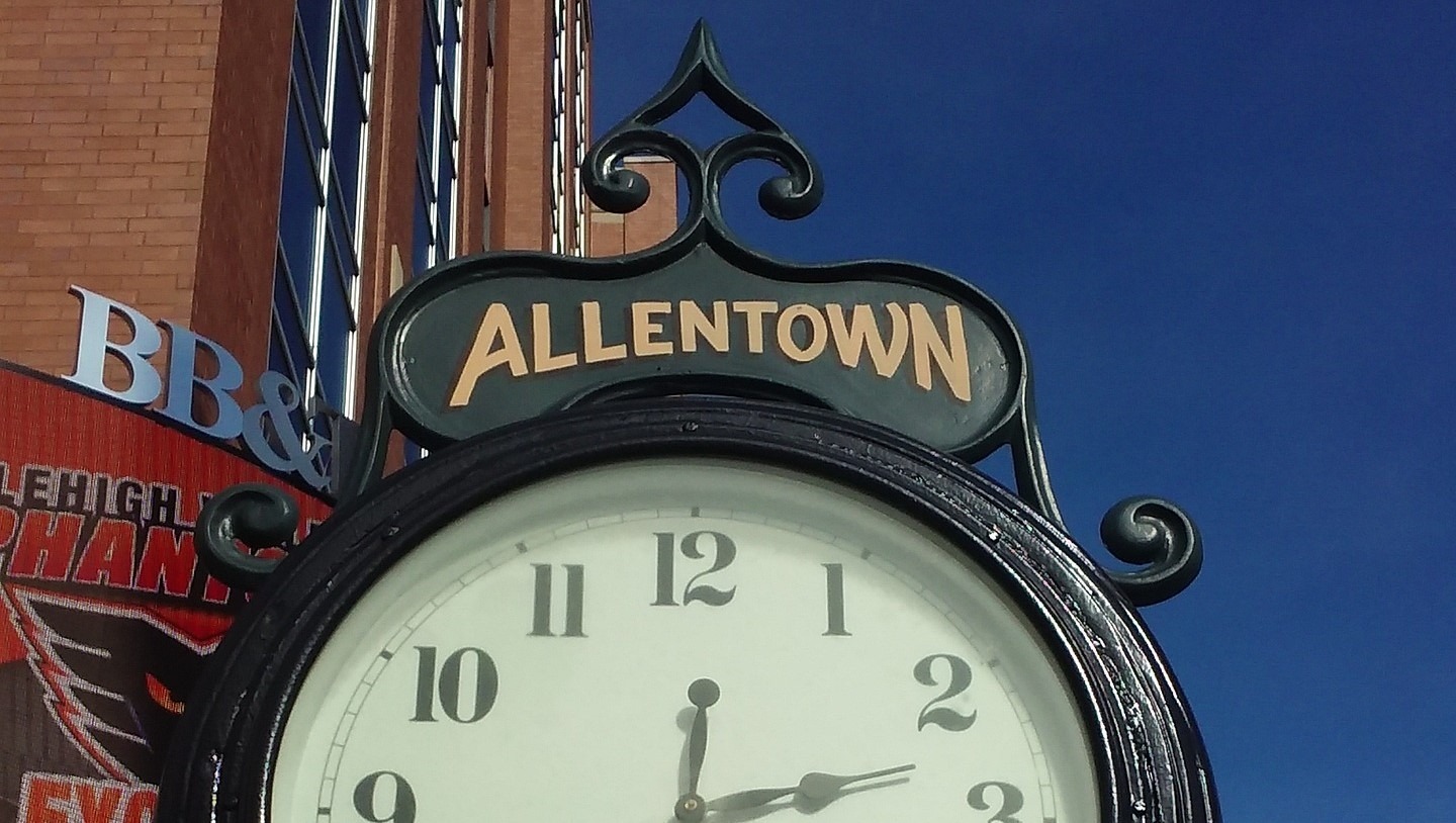 Clock in the streets of Allentown, Pennsylvania | Goodwill Car Donations