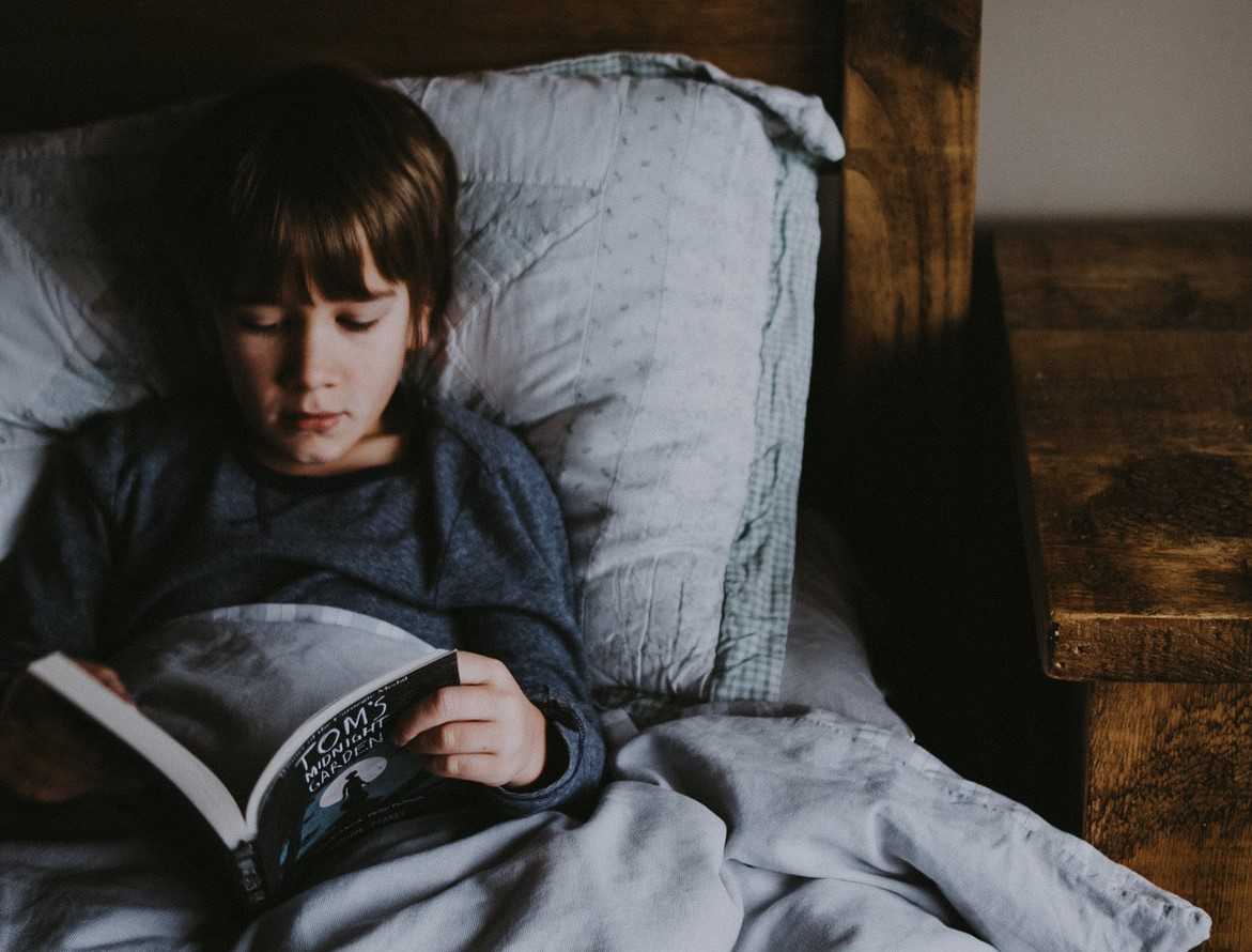 books to bed