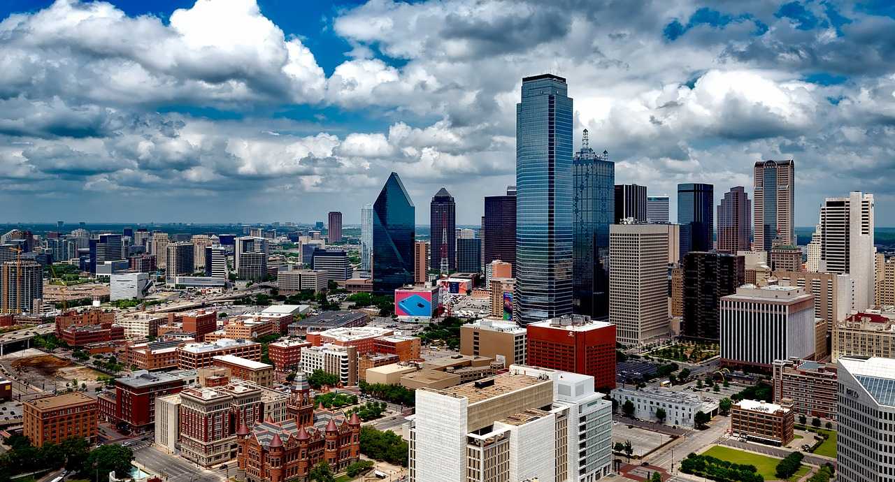 Dallas City Skyline | Goodwill Car Donations