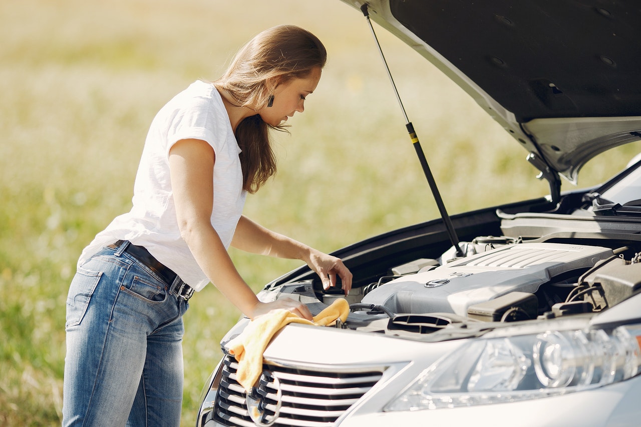Dos and Don’ts of Cleaning Your Car's Engine Bay | Goodwill Car Donations