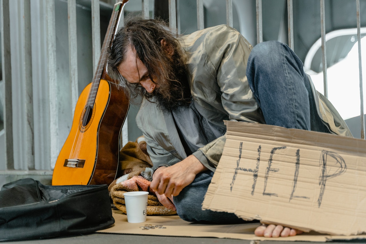 Reach Out to Your Disadvantaged Neighbors this Winter | Goodwill Car Donations