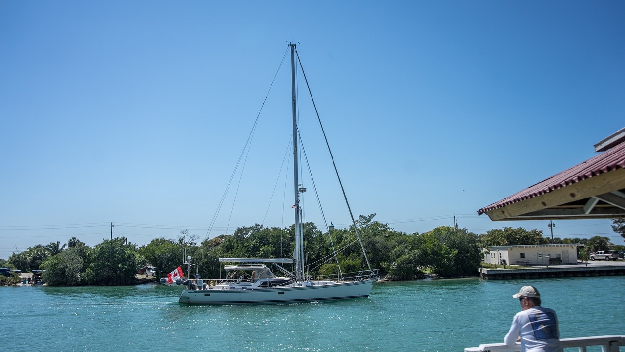 Boat Sailing in Nokomis, Florida