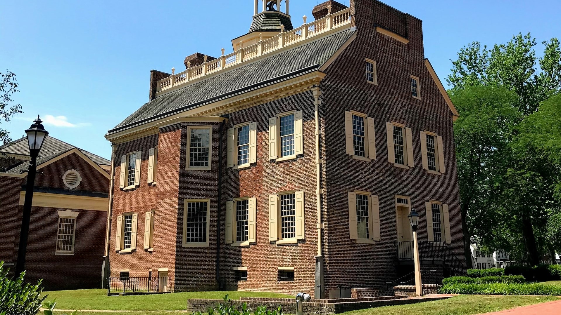 Old state house in dover | Goodwill Car Donations