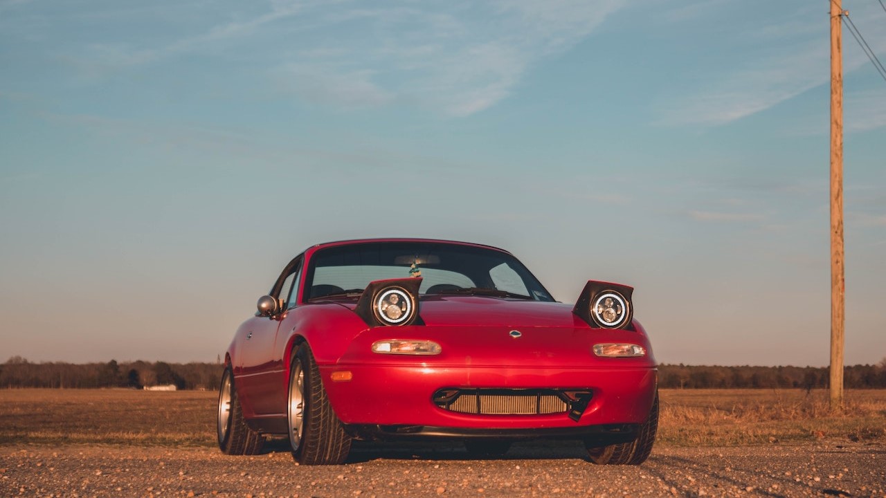 Red Porsche 911 | Goodwill Car Donations