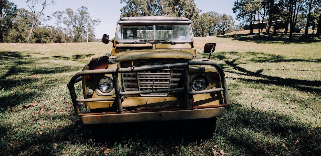 Old Abandoned Yellow Car | Goodwill Car Donations