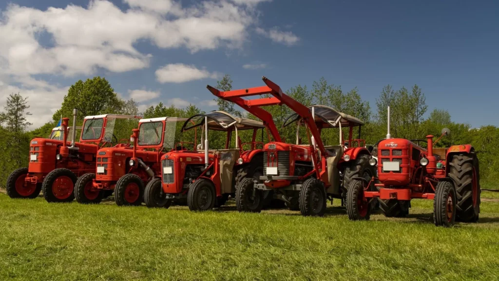 Fahr and Massey Ferguson tractors at an old-timer meeting event