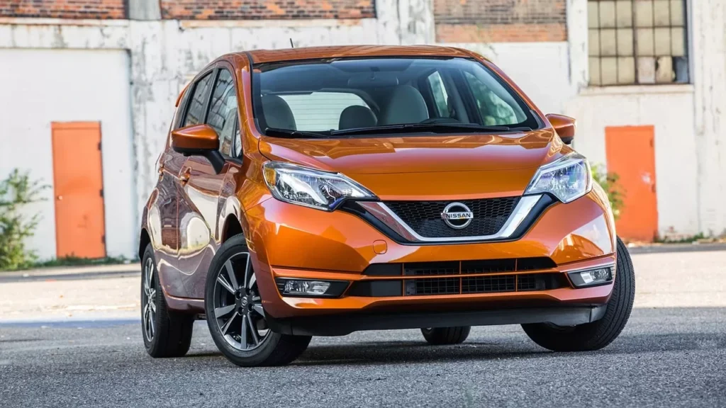 Nissan, Versa, Note image