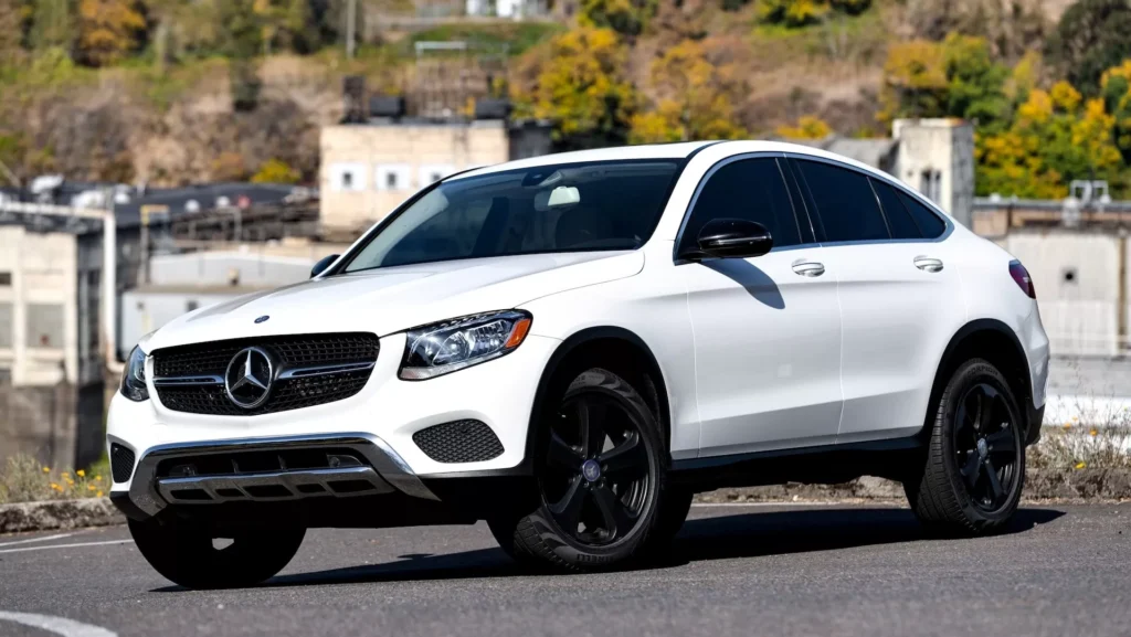 white Mercedes-Benz vehicle