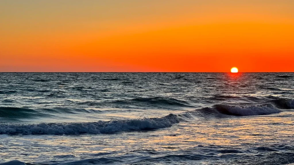 Sunset at Holmes Beach on Anna Maria Island, Bradenton, Florida